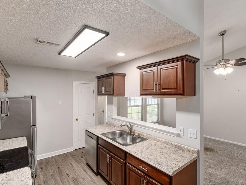 124 Oak Creek Place, Gahanna, OH 43230 Photo 14