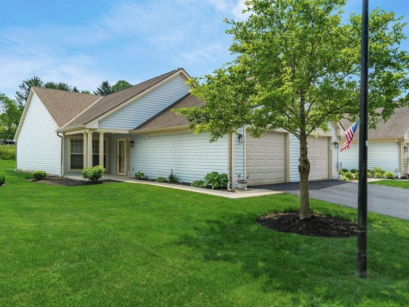 124 Oak Creek Place, Gahanna, OH 43230 Photo 4