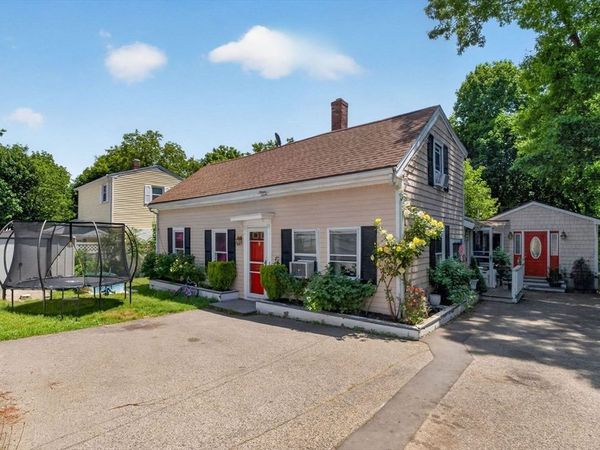 40 Lake St, Weymouth, MA 02189