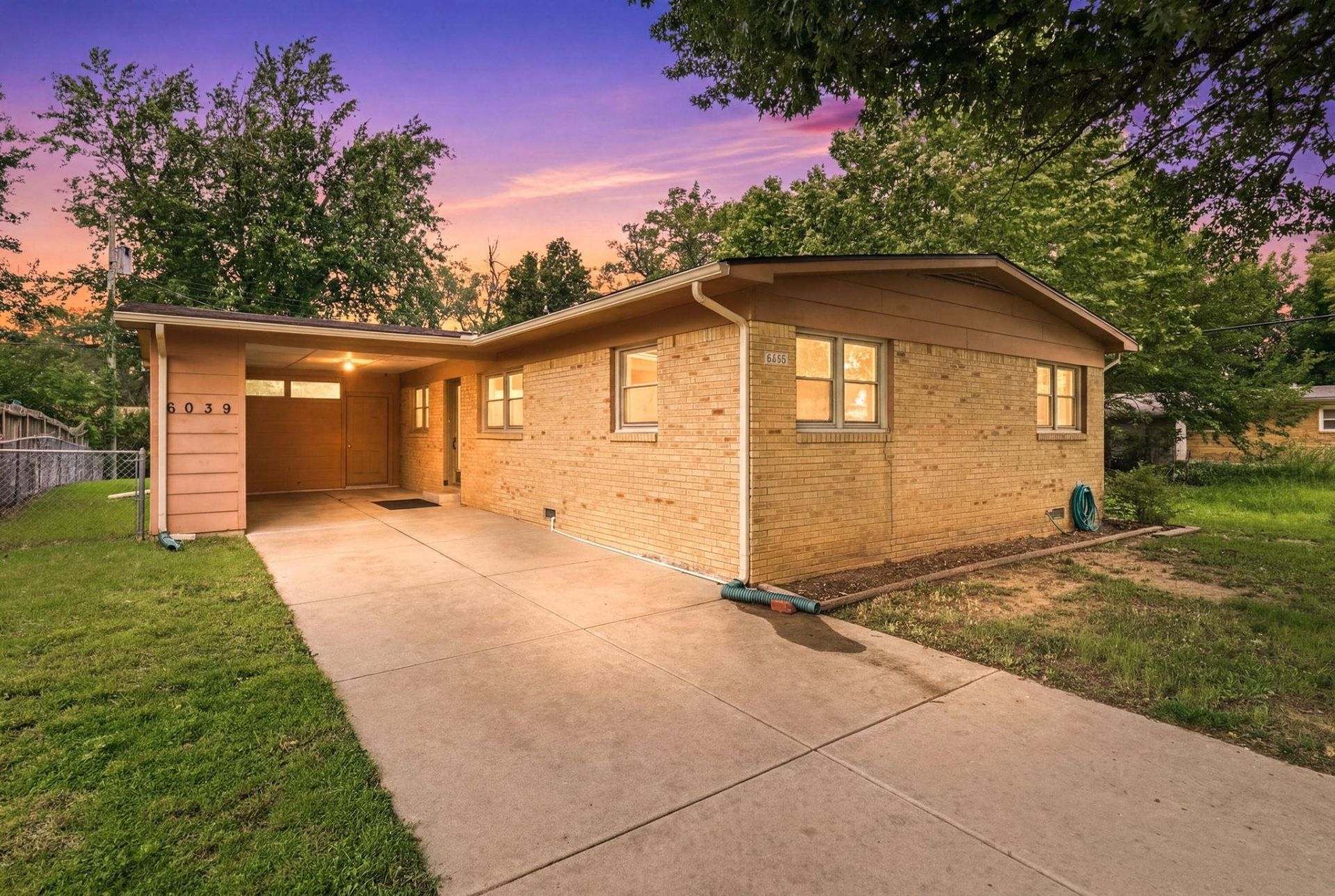6039 N East Park View, Park City, KS 67219 Main Photo