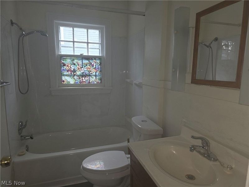 815 Russell Avenue, Akron, OH 44307 Photo 28