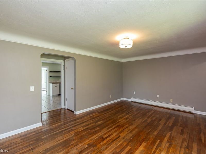 8073 W 130th Street, North Royalton, OH 44133 Photo 5