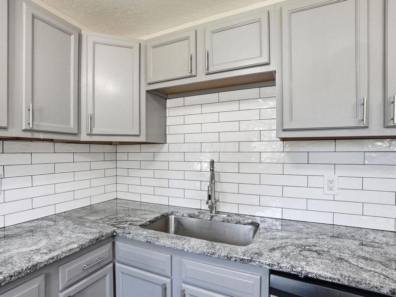 3559 Wyncote Road , Columbus, OH 43232 Photo 10