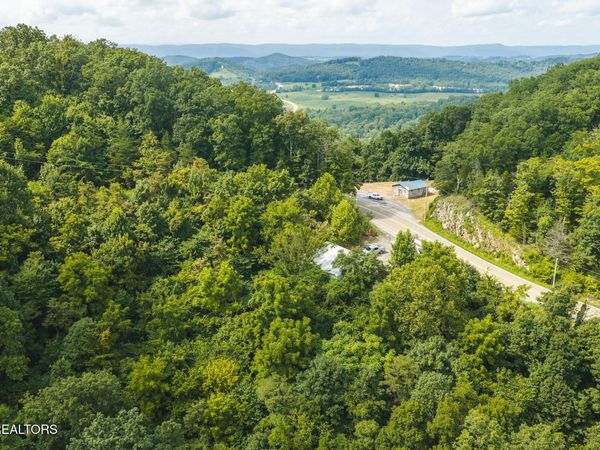 2595 Highway 31, Mooresburg, TN 37811