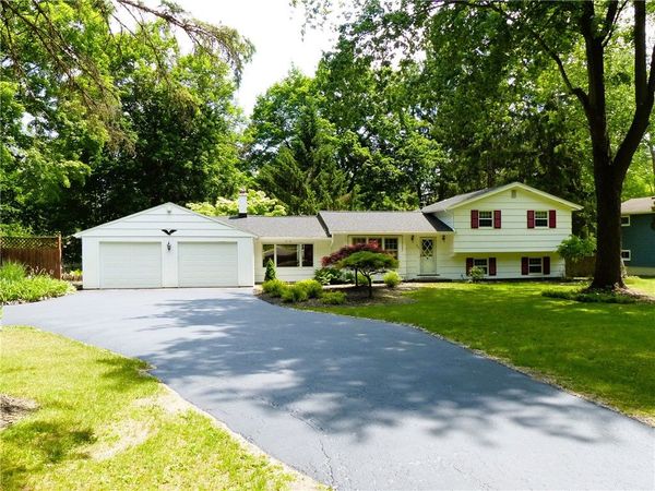 684 Marsh Road , Pittsford, NY 14534