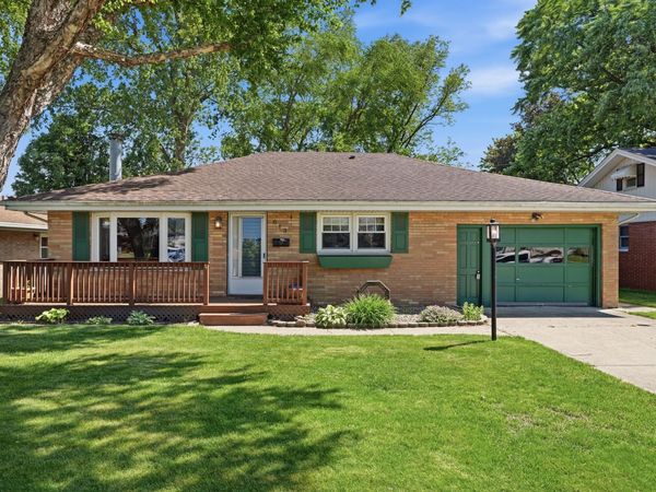 613 E Ash Place , Griffith, IN 46319