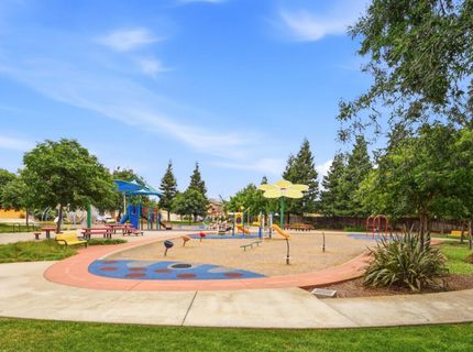 8441 Felton Crest Way, Elk Grove, CA 95624 Photo