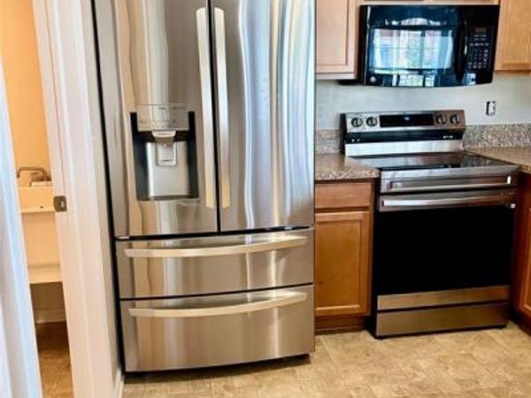 28218 S Pointe Lane , Chesterfield Twp, MI 48051