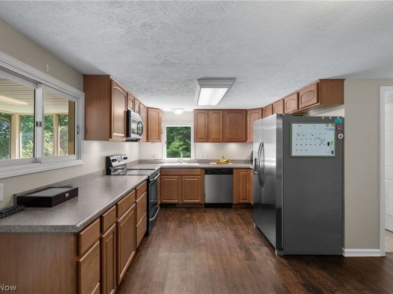 20 Pontiac Trail, Malvern, OH 44644 Photo 15