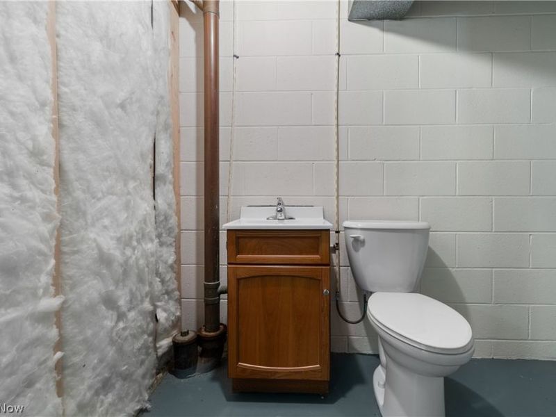 20 Pontiac Trail, Malvern, OH 44644 Photo 32