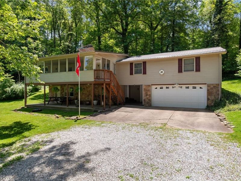 20 Pontiac Trail, Malvern, OH 44644 Photo 6