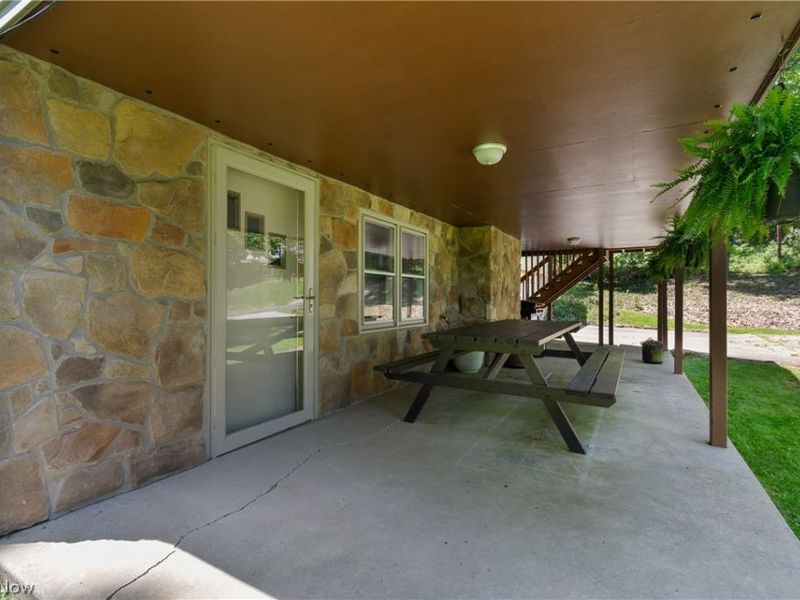 20 Pontiac Trail, Malvern, OH 44644 Photo 7