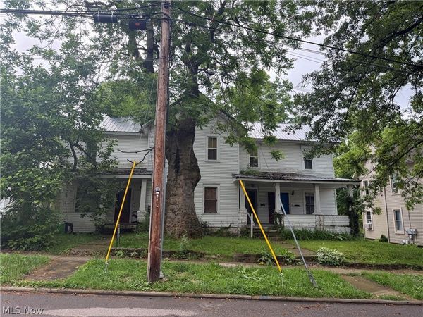 523 College Avenue , Wooster, OH 44691