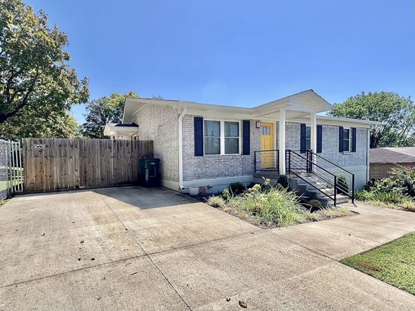 207 N Cedar Ln , Pulaski, TN 38478