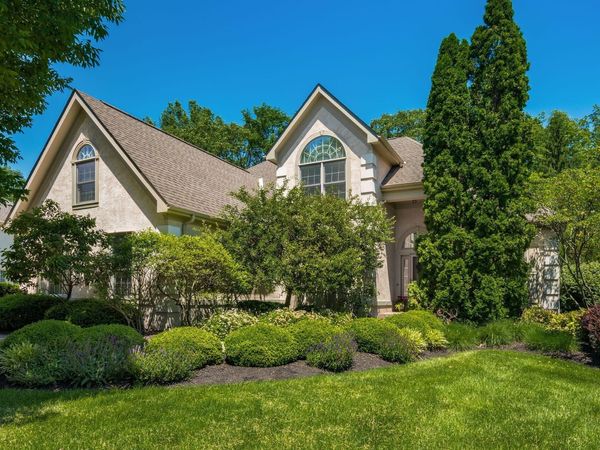 6218 Muirloch Court N, Dublin, OH 43017