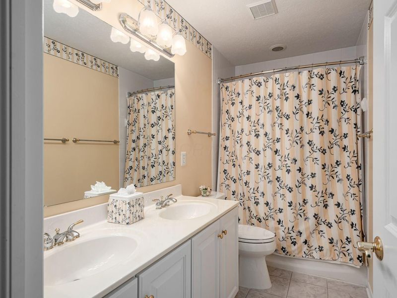 6218 Muirloch Court N, Dublin, OH 43017 Photo 36
