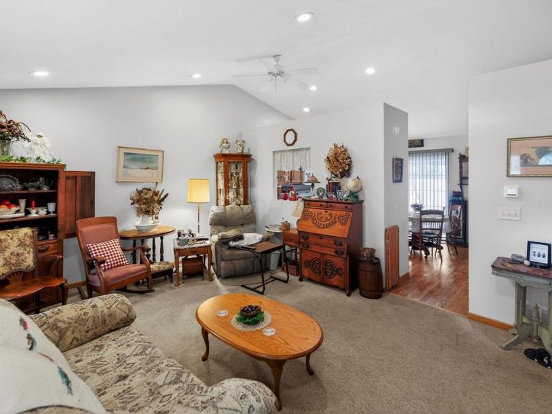 3658 Apple Valley Drive , Howard, OH 43028 Photo 4