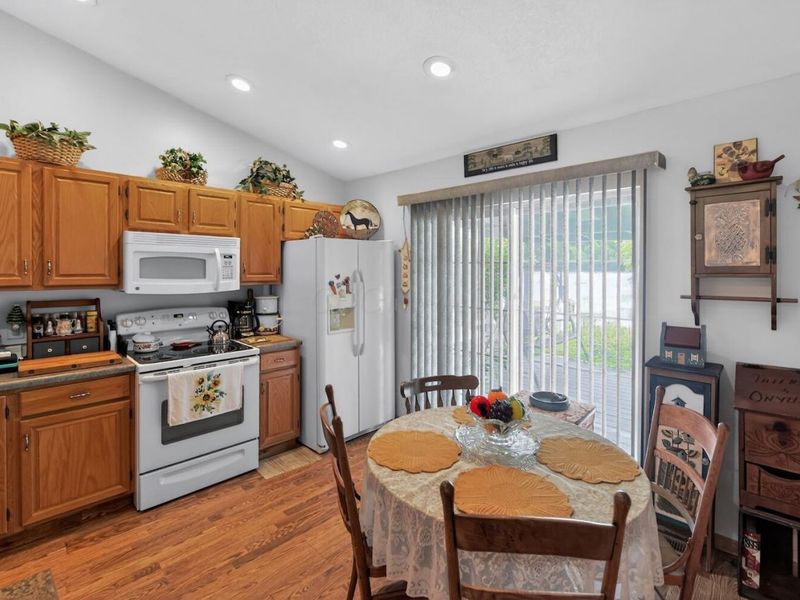 3658 Apple Valley Drive , Howard, OH 43028 Photo 6