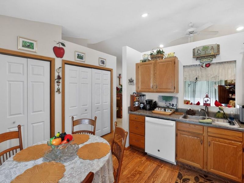 3658 Apple Valley Drive , Howard, OH 43028 Photo 7