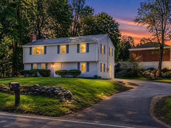 181 E Main St, Westborough, MA 01581