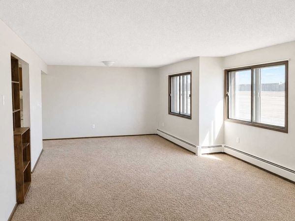 761 S 9th Street , Unit 2, Bird Island, MN 55310