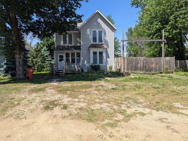 53938 269th Street, Lansing, MN 55950