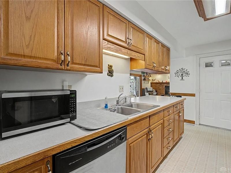312 Highland Drive, Englewood, OH 45322 Photo 13