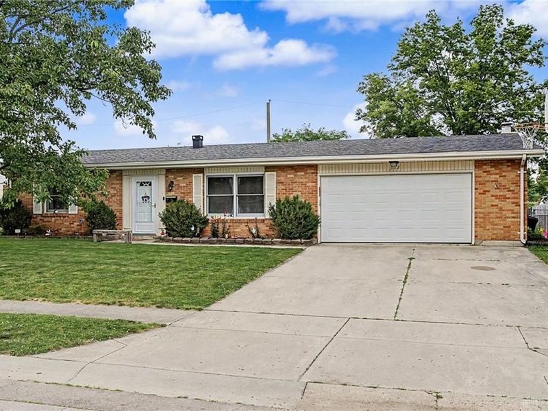 312 Highland Drive, Englewood, OH 45322 Photo 3