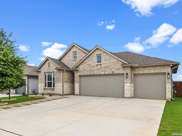 1960 COLONIAL AVE, New Braunfels, TX 78130
