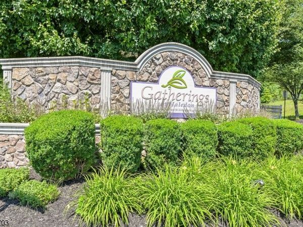 1305 Gatherings Dr, Haledon, NJ 07508
