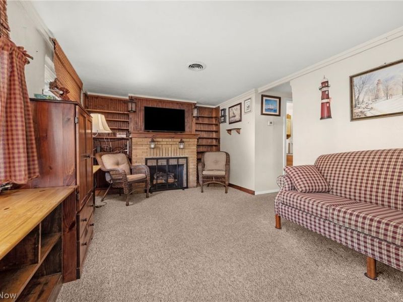 303 Roxboro Road, Vermilion, OH 44089 Photo 10