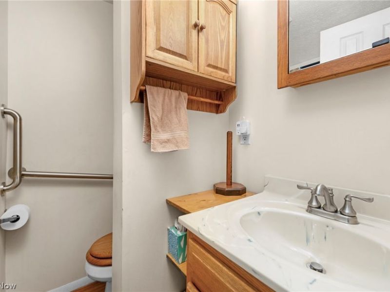303 Roxboro Road, Vermilion, OH 44089 Photo 23