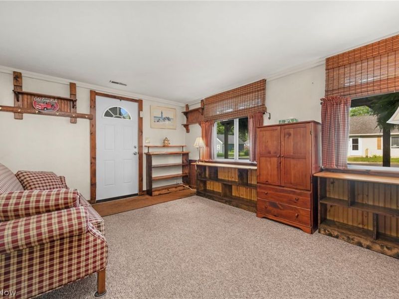 303 Roxboro Road, Vermilion, OH 44089 Photo 7