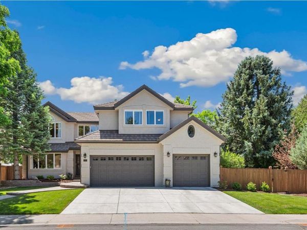 5212 S Geneva Street, Englewood, CO 80111