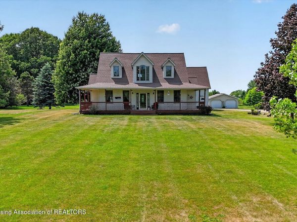 17120 Stuart Road, Chesaning, MI 48616
