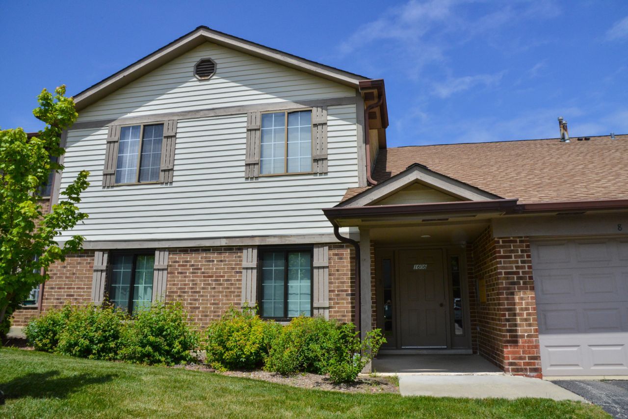 Arlington Heights, IL 60004