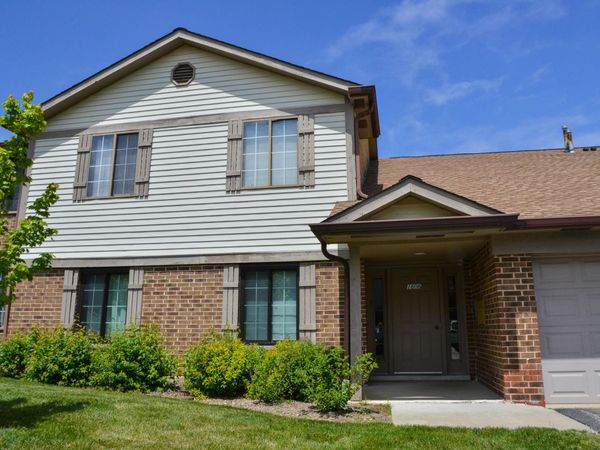 Unit 7, Arlington Heights, IL 60004