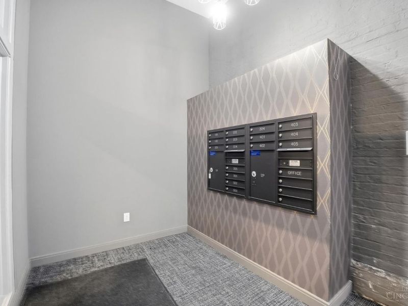 813 Broadway Street, Unit 301, Cincinnati, OH 45202 Photo 4