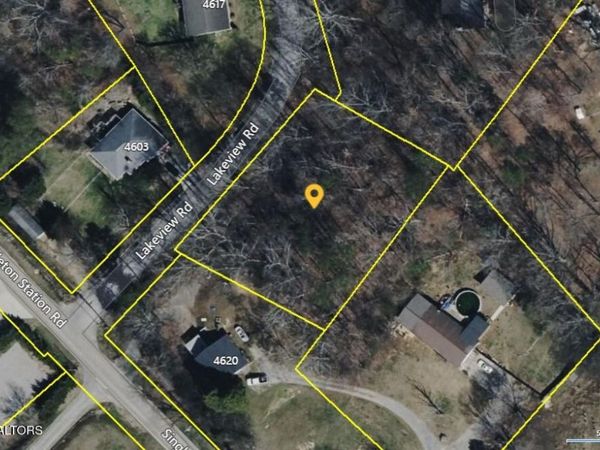 4608 Lakeview Rd , Louisville, TN 37777