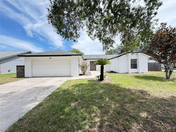 9923 CASTLETON STREET , ORLANDO, FL 32817