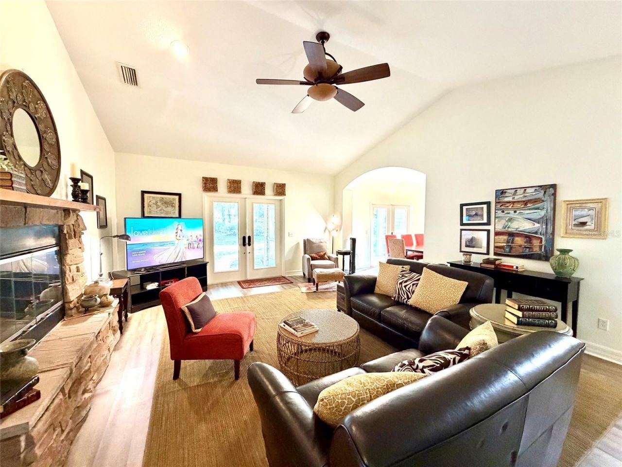 1043 SE County Road 21b , Melrose, FL 32666 Photo