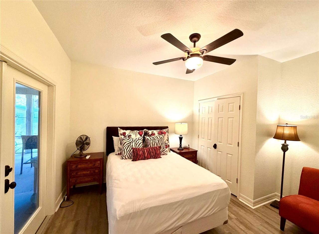 1043 SE County Road 21b , Melrose, FL 32666 Photo