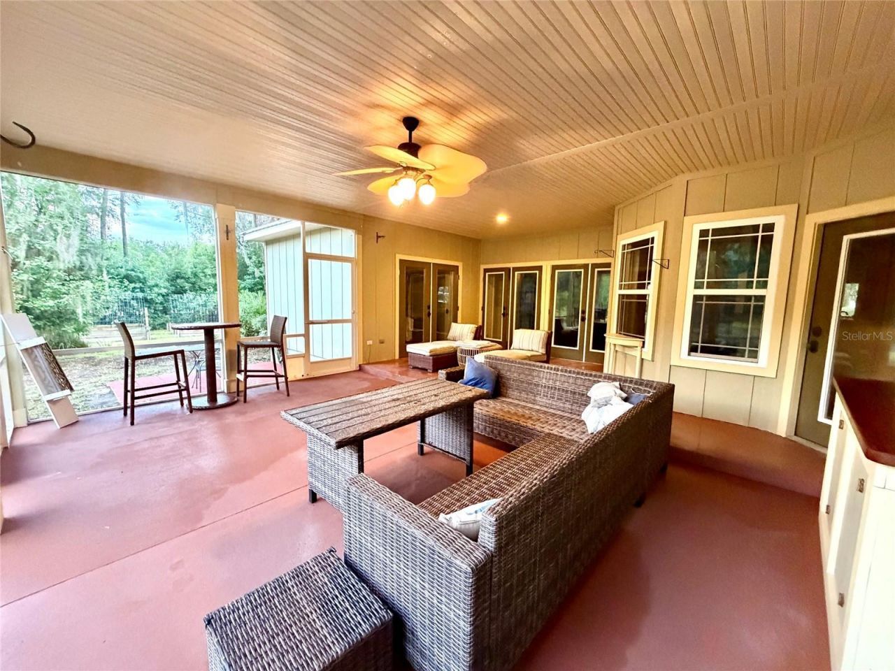 1043 SE County Road 21b , Melrose, FL 32666 Photo