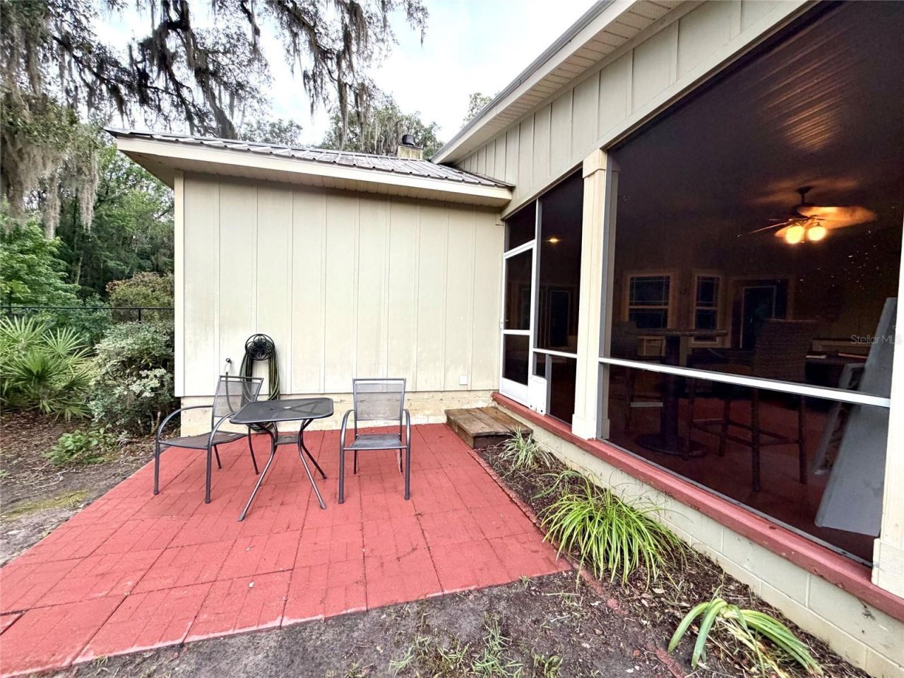 1043 SE County Road 21b , Melrose, FL 32666 Photo