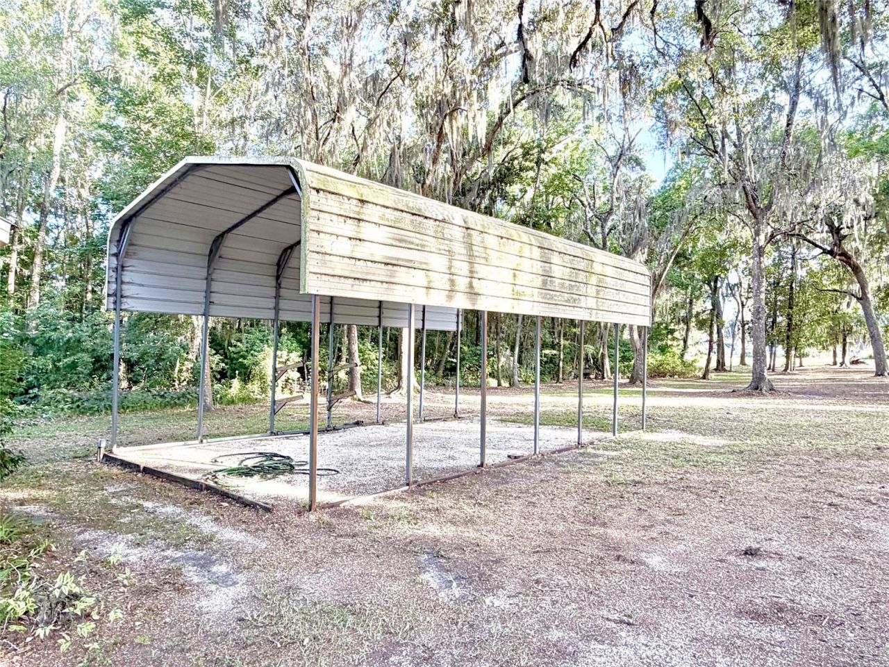 1043 SE County Road 21b , Melrose, FL 32666 Photo