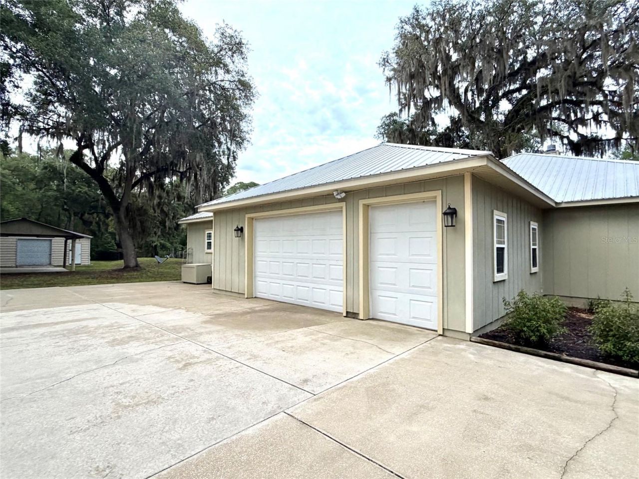 1043 SE County Road 21b , Melrose, FL 32666 Photo