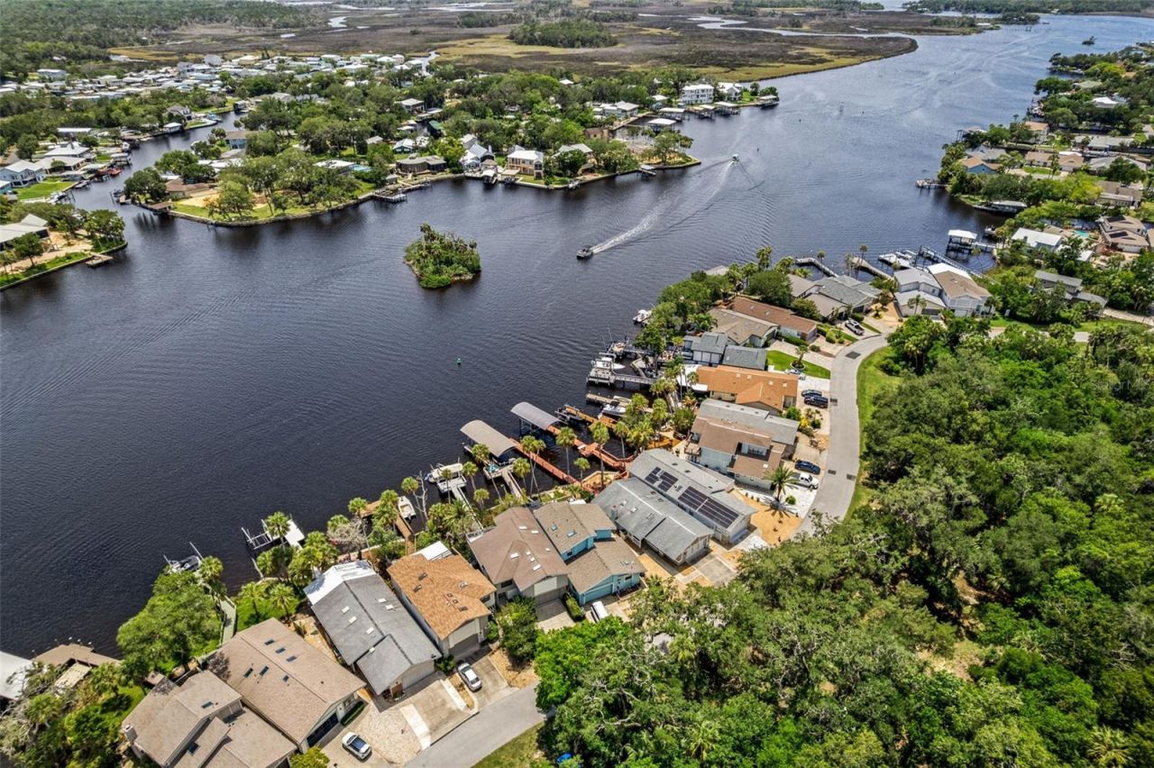 5250 S Riverview Circle , Homosassa, FL 34448 Photo
