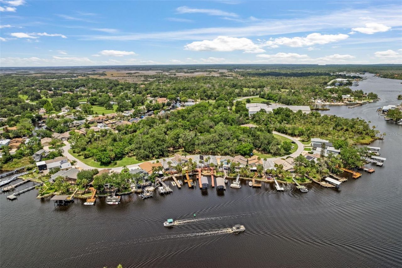 5250 S Riverview Circle , Homosassa, FL 34448 Photo