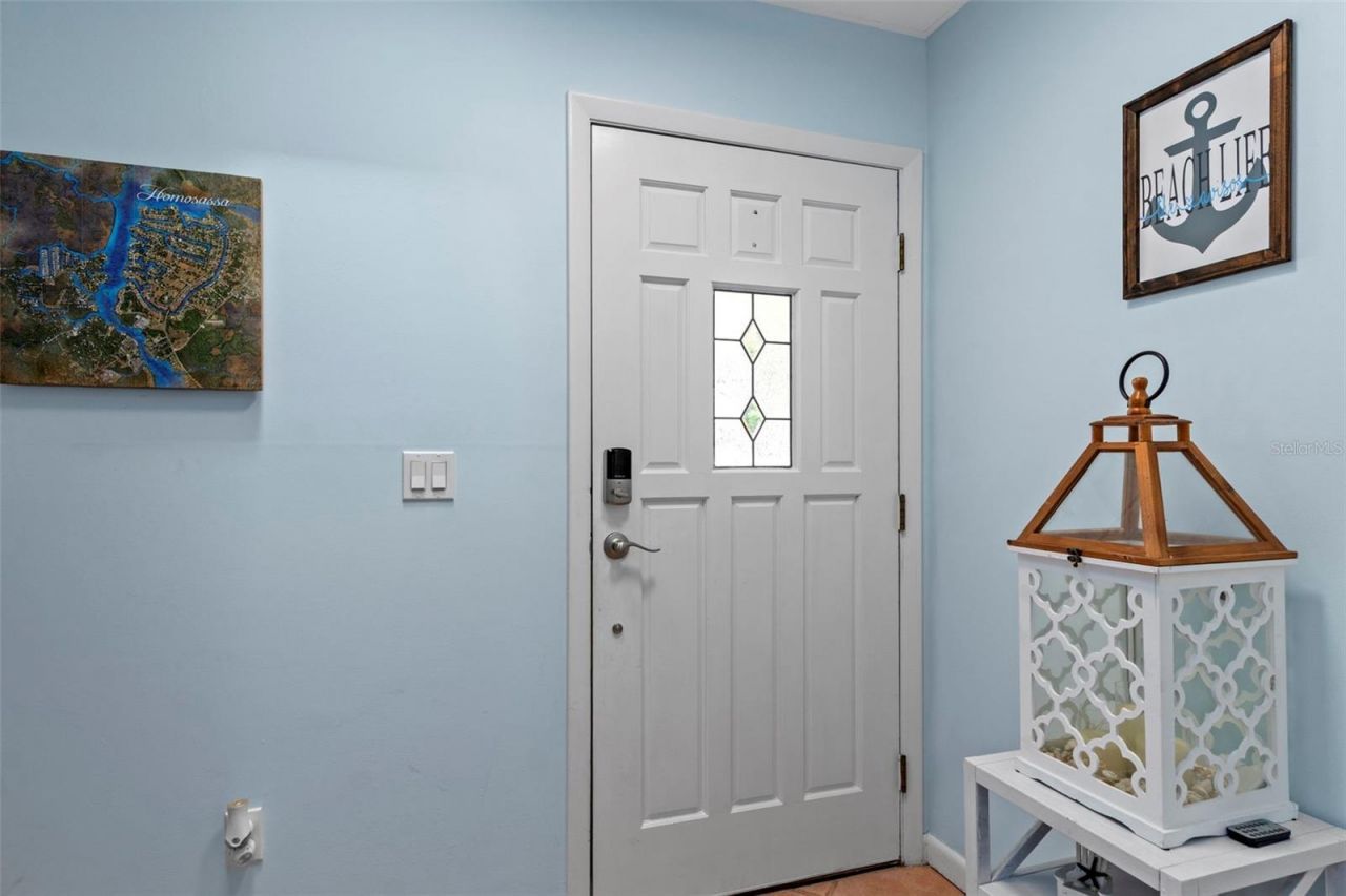 5250 S Riverview Circle , Homosassa, FL 34448 Photo