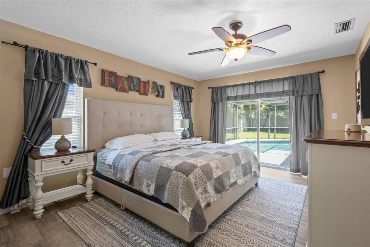 3046 Oak Cove Drive, Clearwater, FL 33759 Photo